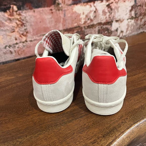 NEW ADIDAS CAMPUS SUEDE OFF WHITE AND RED  UNISEX MENS 10 WOMEN 11.5 - Picture 4 of 7
